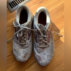 Brooks Women Shoes Tennis Athletic Wear Size 11 Purple Grey Footwear Casual